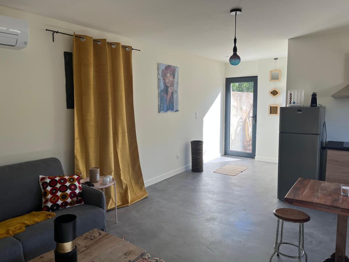 Studio Dans Les Alpilles Lejlighed Fontvieille Eksteriør billede