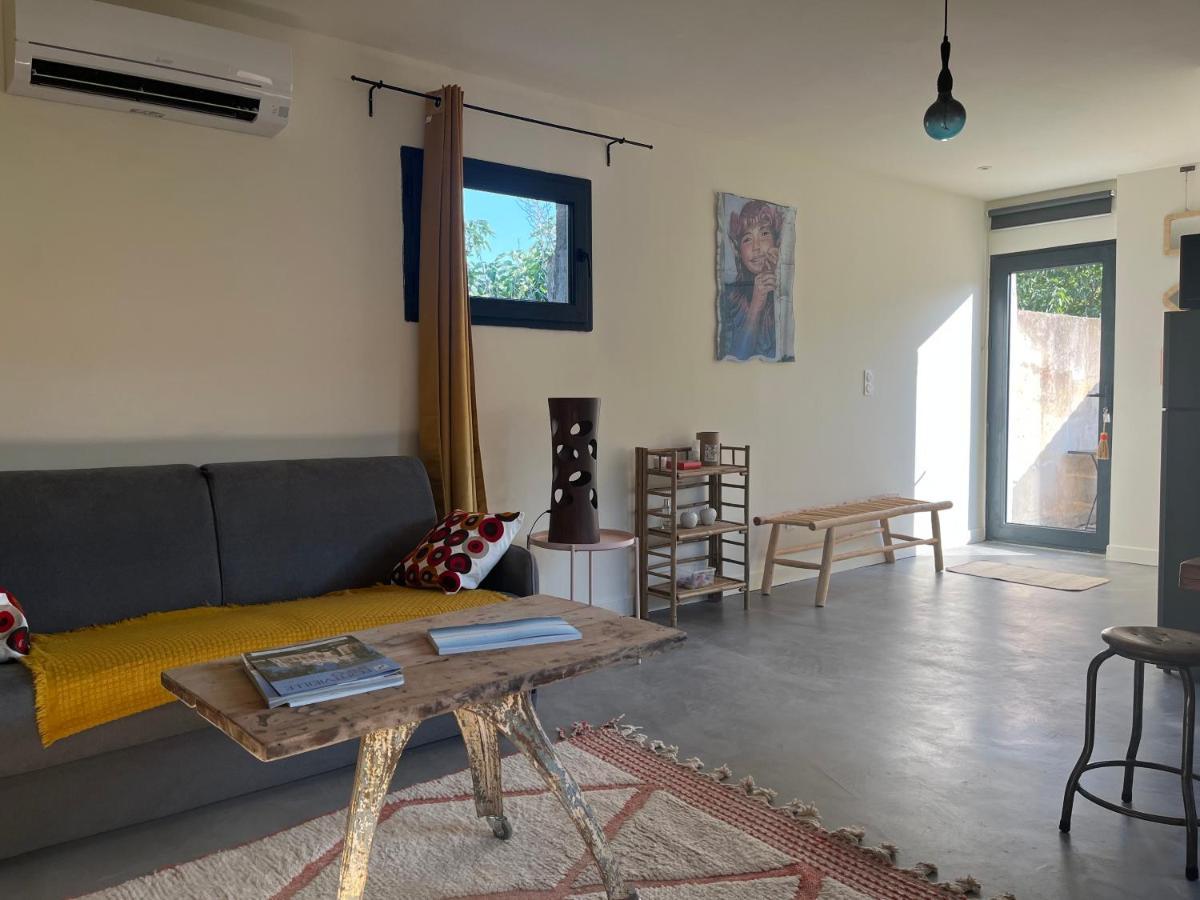 Studio Dans Les Alpilles Lejlighed Fontvieille Eksteriør billede