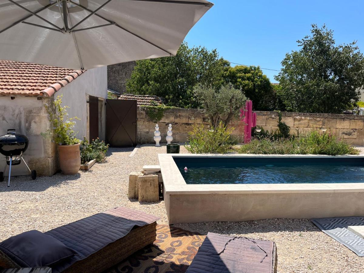 Studio Dans Les Alpilles Lejlighed Fontvieille Eksteriør billede